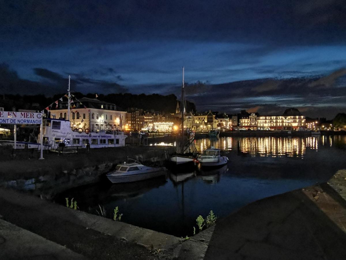 Phare Des Impressionnistes Apartment Honfleur Ngoại thất bức ảnh