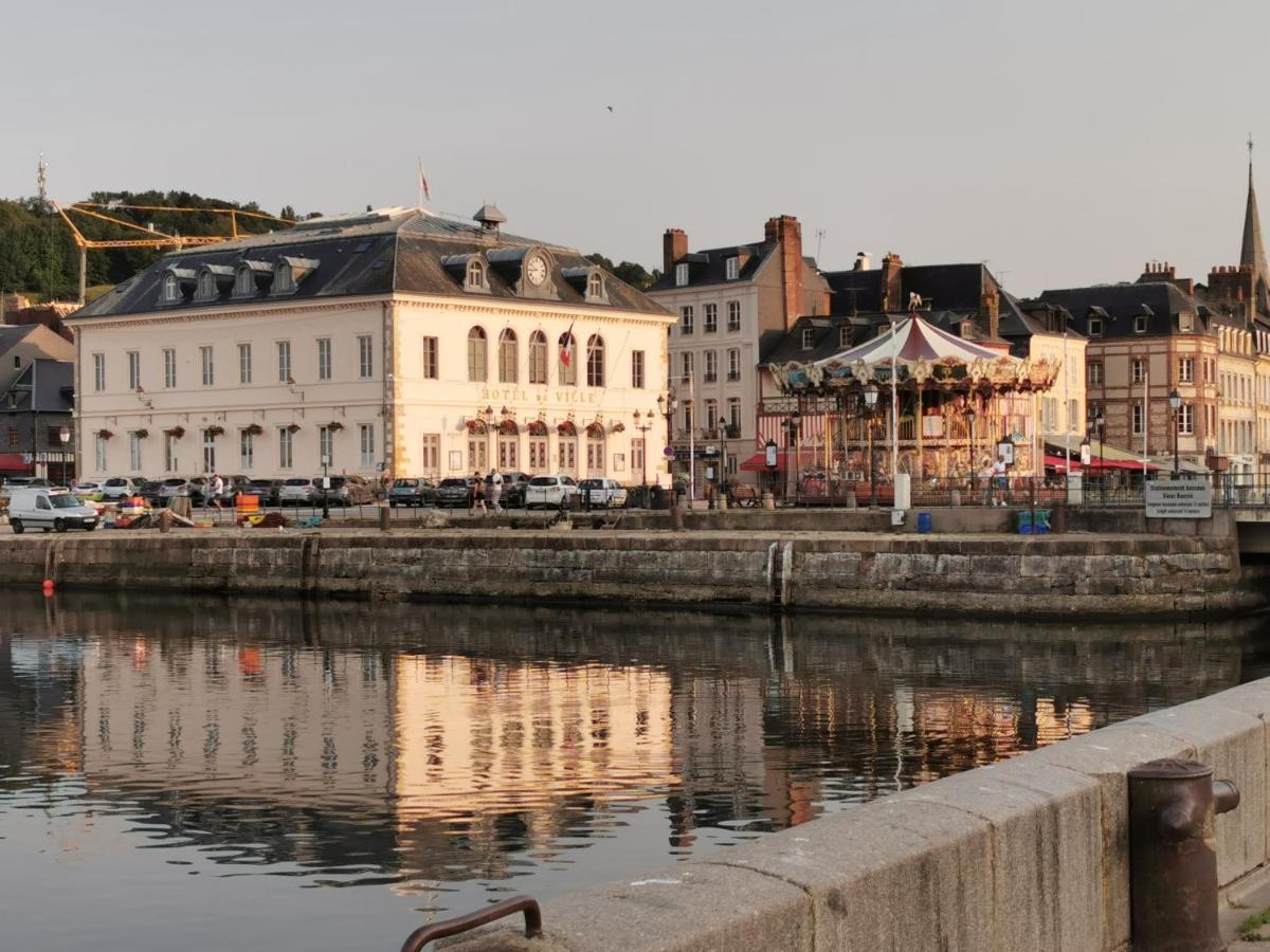 Phare Des Impressionnistes Apartment Honfleur Ngoại thất bức ảnh
