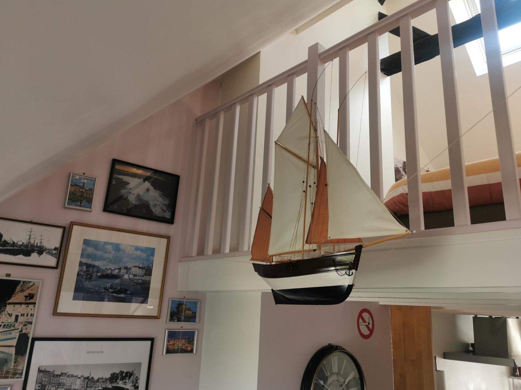 Phare Des Impressionnistes Apartment Honfleur Ngoại thất bức ảnh